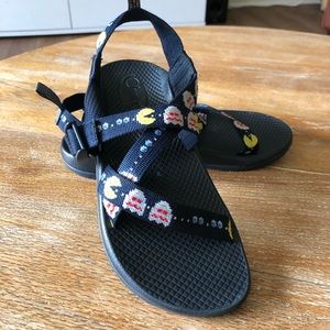 PAC MAN Z Strap Chaco’s Boys size 4